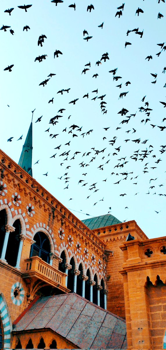 Felt good about this capture.

#karachi #architecture #MyPhotos
