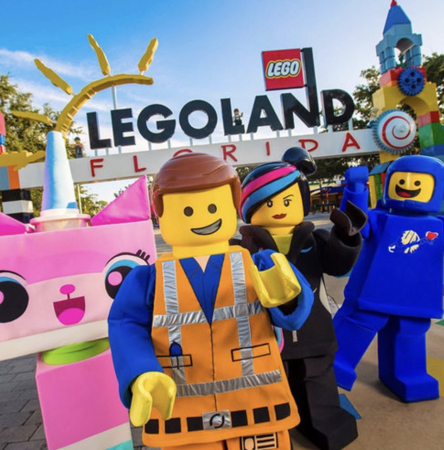 JTFoundation99's tweet photo. New items are being added to our @JasonTaylor #CommunityHOF auction daily…like this ultimate @LEGO_Group Tower featuring 16 AWESOME sets + two (2) single-day passes to @LEGOLANDFlorida (water park included!). Start your bidding here:
https://t.co/IcVErvviVQ https://t.co/aXvWCeOGy4