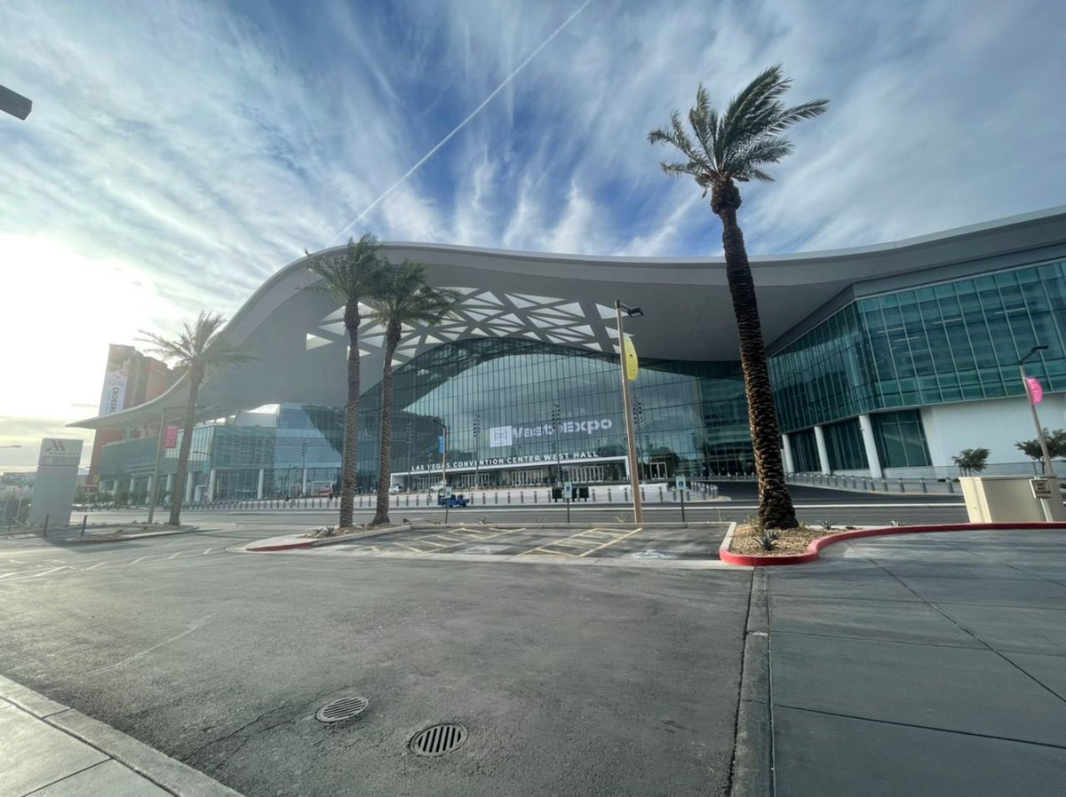 ZoomlionLtd's tweet photo. We had an amazing time seeing everyone yesterday at @WasteExpo, and are looking forward to what today holds in beautiful Las Vegas! https://t.co/z3C41mgWw2