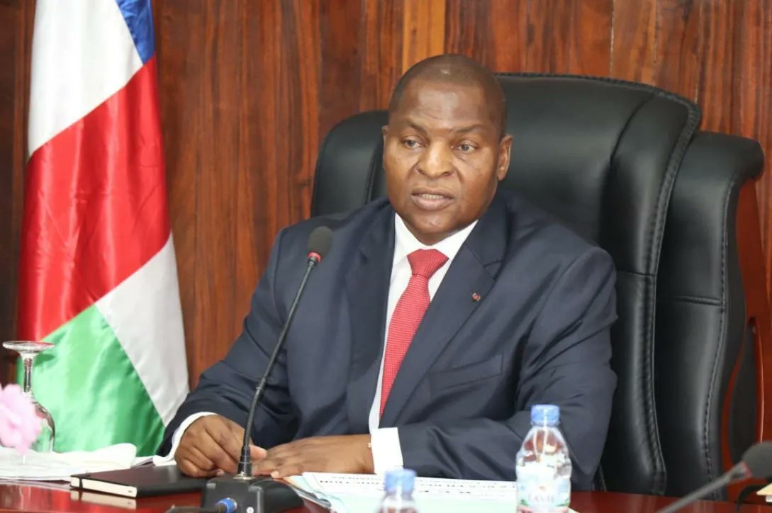 ACNews_org's tweet photo. ☷[ 🔴 ACNEWS - ARTICLES CHOISIS DU JOUR ]
NBA: Les Play-offs   -   Claudy SIAR: Contrôle de l'Information en Afrique   -     Départ des militaires français du Gabon   -   RCA: Libération monétaire par le bitcoin... | À LIRE Sur ACNews - https://t.co/Yu6znHyrfH 
#ACNews #Jour | https://t.co/JQh7fnzSfw