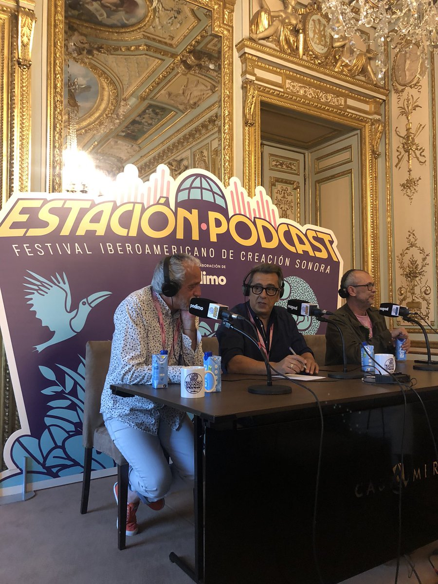 Viejos Rockeros del #Audio enamorados del #podcast @Buenafuente @ArturoGCampos Mia Font #EstacionPodcast @PodcastEstacion @PodiumPodcast @PodimoSpain