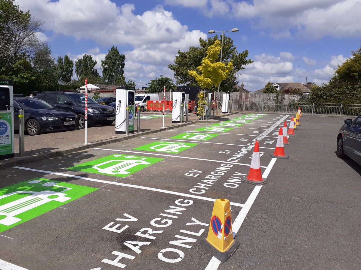 We are getting ready to launch the #ParkandChargeOxfordshire #EV chargers 🚗⚡️ in #Kidlington very soon - watch this space! 😃