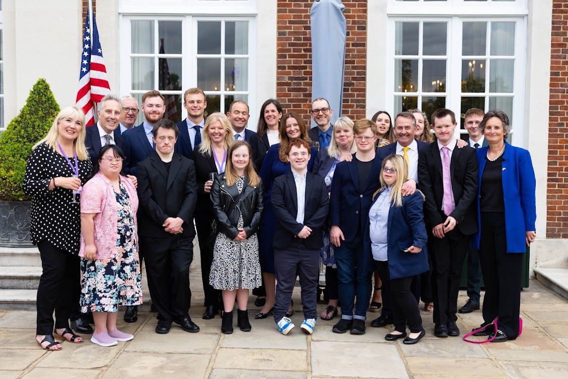 rachaelross21's tweet photo. Privileged to welcome great friends to #WinfieldHouse to celebrate the #DownSyndromeAct generously hosted by @USAmbUK with @LiamFox & the @NDSPolicyGroup #StrongerTogether 💚💜 @PortsmouthDSA @kenross2011 @DrACthePompeyGP @Andy66cb @helennelson21 @tommyjessop @KateAll93572449 https://t.co/OXYZtS0ibd