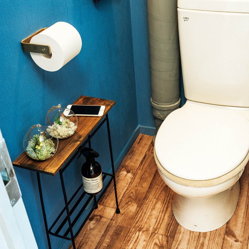 壁際14㎝を有効活用 !

ちょっとしたスペースをかしこく使える、奥行き約14cmの細長テーブル。壁にピタッと沿って置けるから狭い場所でも圧迫感なし◎
玄関でもトイレでも、どんな部屋にも似合う万能アイテムです。

詳しくは▼
felissimo.co.jp/shopping/I1806…