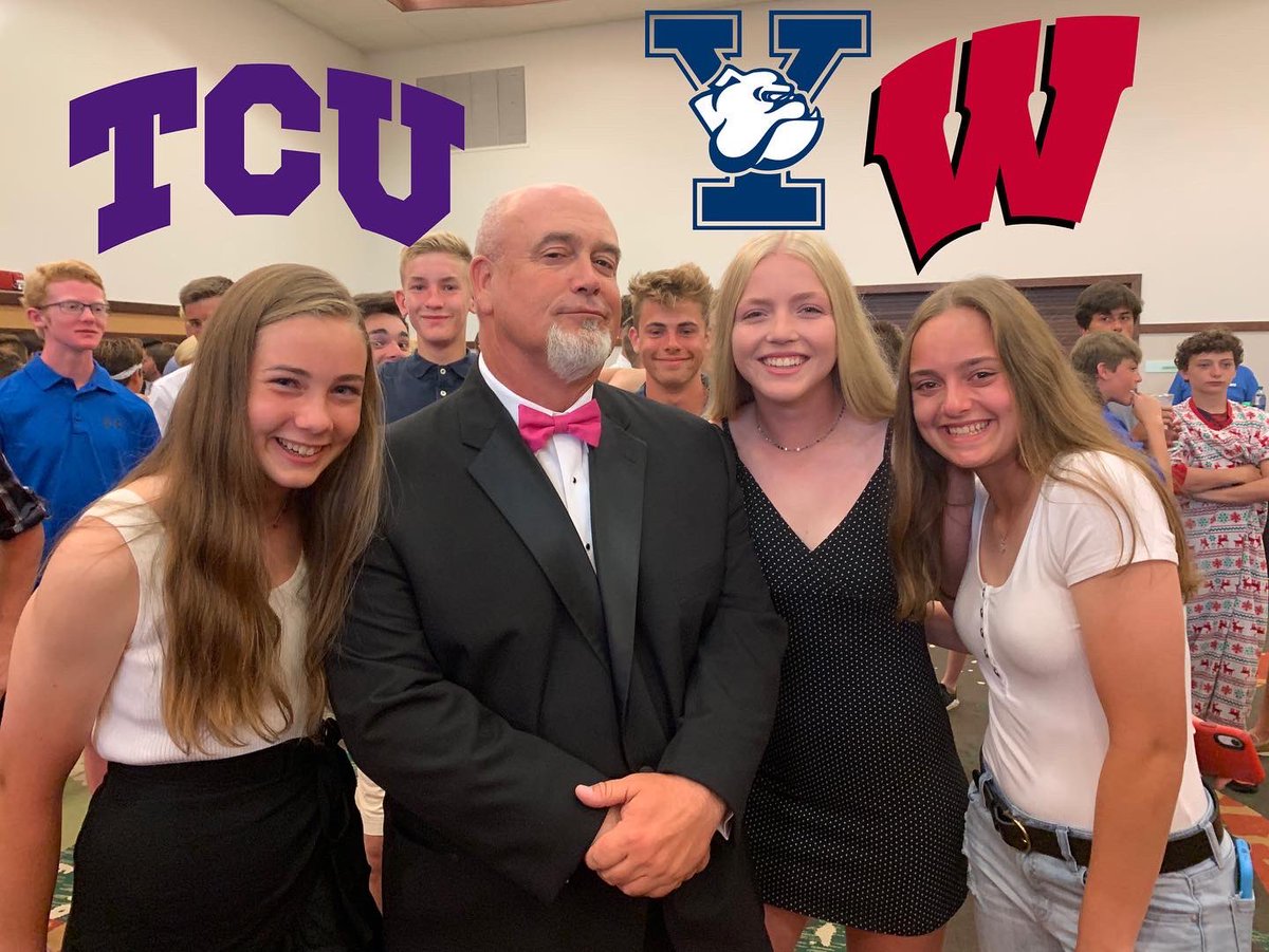 CampShutout's tweet photo. Congrats to @ChicagoFCUnited GK and #campshutout GK @MiraIssar on her commitment to @BadgerWSoccer. There will now be 3 CS GKs on the #Badgers. Keep smiling Kid! #Issar https://t.co/gqdQ6NFiPW