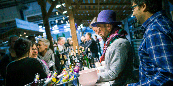 Gastro Helsinki 2022 -tapahtumaan on enää viikko! Tapahtuma on avoinna 18.-19.5 klo 10-18 ja 20.5. klo 10-17. Rekisteröidy kävijäksi: hubs.la/Q01b0wX20.  
🥂Tavataanko Gastro Helsingissä?🥂
#gastrohelsinki  #gastrohelsinki2022  #horeca #messut