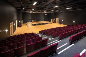 SISseating's tweet photo. Not long now! SIS Global Seating can't wait to showcase our bespoke seating solutions at the ISBA 2022 Annual Conference. Find us at stand 37 at the ICC Birmingham from 17th-18th May, click the link below to book an appointment with our expert team! https://t.co/3lrviBYzlP https://t.co/utBQ1TD6eL