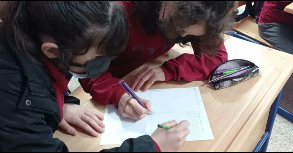 teenthinkers2's tweet photo. Güvenli İnternet... https://t.co/j57udIZLSj