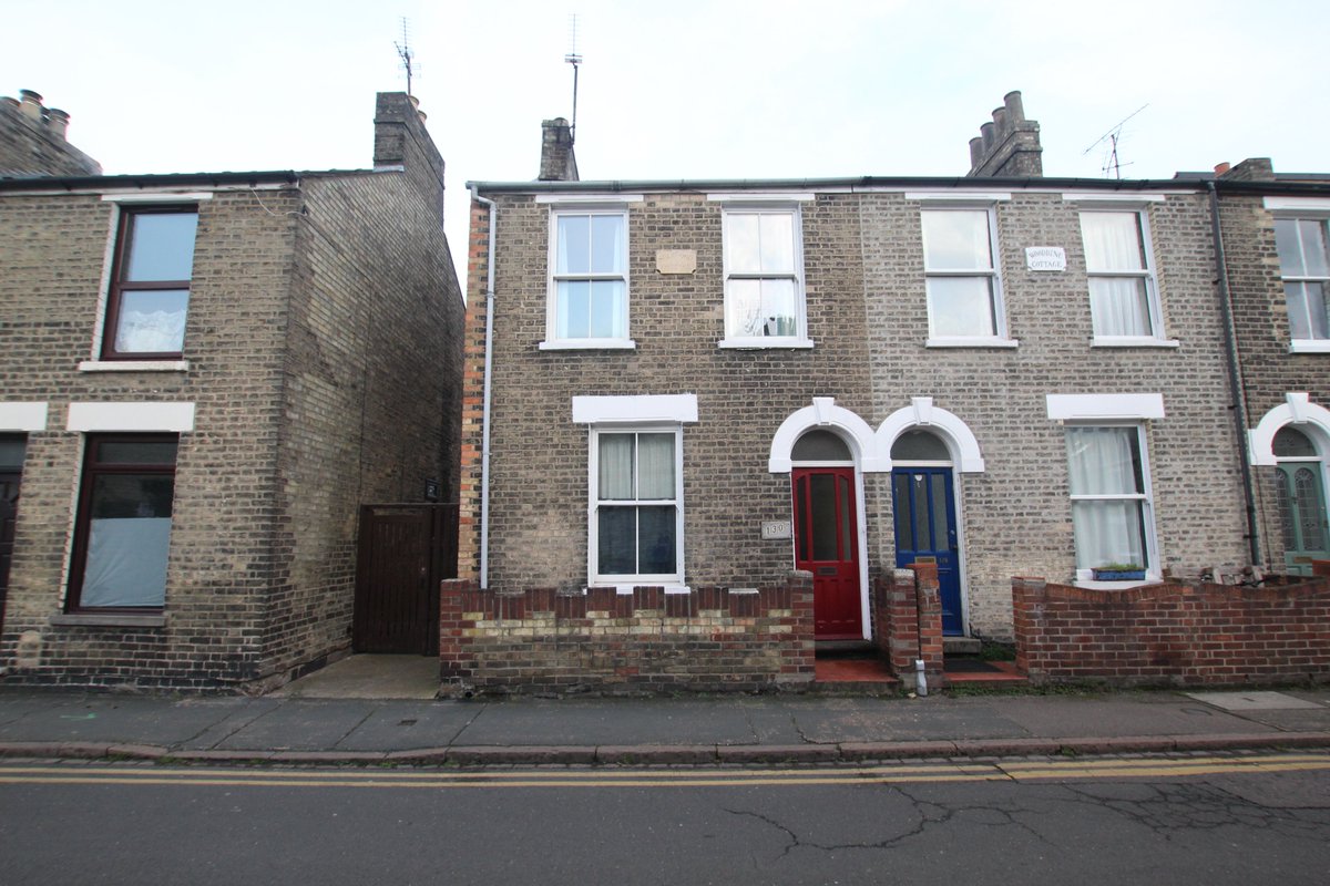 VincentShawRes's tweet photo. 🔴#Student rentals with 4 beds available on #HistonRoad #SturtonStreet #RossStreet and #ColdhamsLane

Contact us on 01223 243900 for viewings. #studentrentals #students #property #rentals #Cambridge 👨‍🎓📚🖊️ https://t.co/vSsjixcWMs