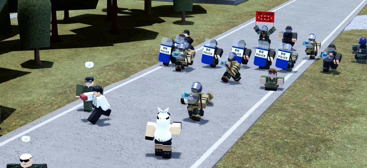 RBLX_RTP's tweet photo. Today evening, Royal Thai Police attended Joint Crowd Control training with @Taiwan_RX and British PARA at Lancart Province, Litaka. The civilian in the image is our personnel, no innocent civilian is illegally harmed. https://t.co/u5Yau1AoY1
