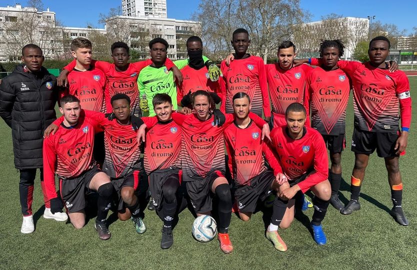 🔴 FC Maisons-Alfort | Casa Di Roma 🔵
🤝 Nous sommes heureux d’accueillir un nouveau partenaire au sein de la Ruche : Casa Di Roma, restaurant situé aux bords de Marne.
Un partenaire que vous retrouverez sur les tenues de match de notre équipe U20.
#partenariat #FCMA #casadiroma