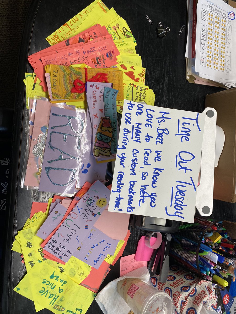 Ms_Bazz's tweet photo. More sweetness all for me, from my #1 Team! My heart is full! 😍💙😍💙@PanthersD100 @MsCaprarola #teampershing #luckyleader Thank you lots! Also, ummmm “spicy” is one of the words used to describe me! I’m not sad about it! 🌶😍😉 https://t.co/ZKGYT6T5L4
