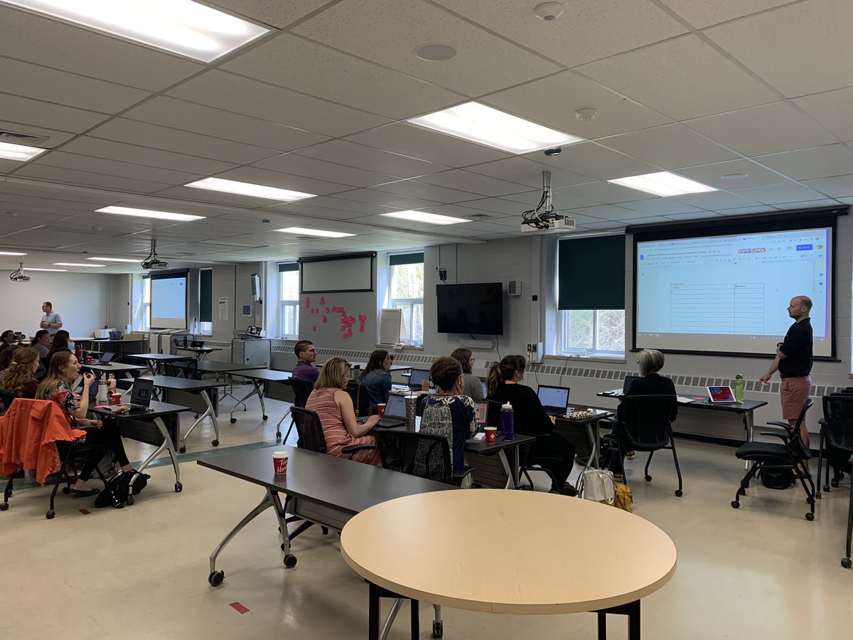 Such rich dialogue with amazing educators today at our Difference Makers collaboration event.  Discussing student voice in understanding continuum’s of Global Competencies.  #rcdsbinspiredlearning