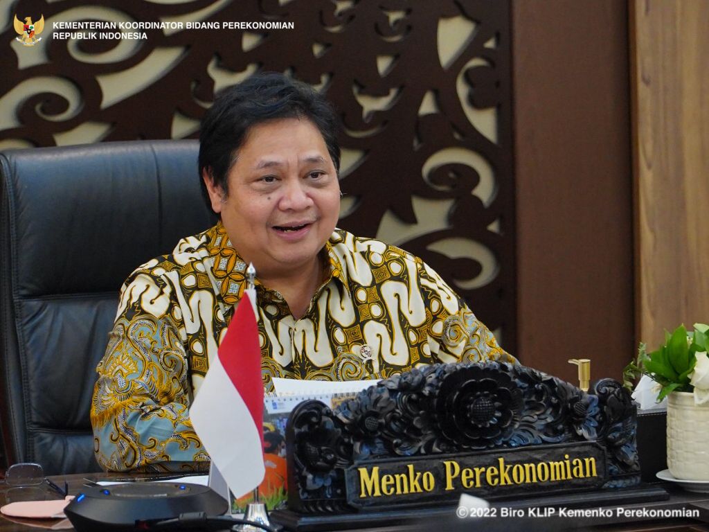 PerekonomianRI's tweet photo. #BeritaEkon
Hai #SahabatEkon
Pemerintah terus mendorong Percepatan Pembangunan Ekonomi di kawasan Jawa Barat, Jawa Tengah, dan Jawa Timur dengan target penyelesaian proyek pada tahun 2024.
Yuk baca selengkapnya di
https://t.co/Crk3sjJXUe
#KPPIP
#UntukEkonomiIndonesia https://t.co/R8ew0x0jqK
