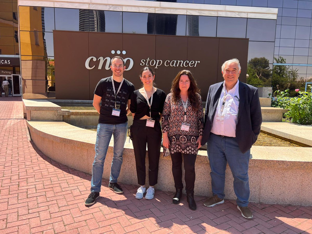 CNIOStopCancer's tweet photo. 🎶 🎸 👩‍🎤 Friends will be friends ... and top scientists...
Thank you for these wonderful days #CFM_AGING22 
🔵 Molecular, Cellular and Organismal Drivers of Aging https://t.co/z7MSitEiIZ