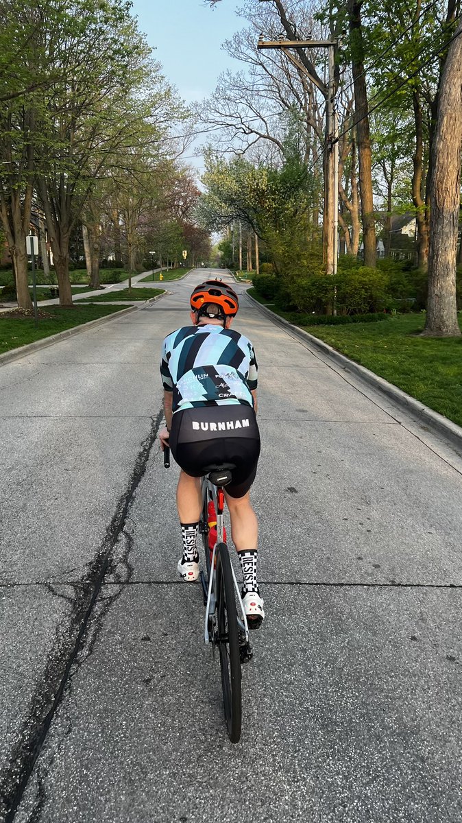 burnhamracing's tweet photo. If one is good, two is better⦠right??!?
#dubspro
#alwaysroad
#dwr
#othernewkitday https://t.co/DqOoLbNKcr