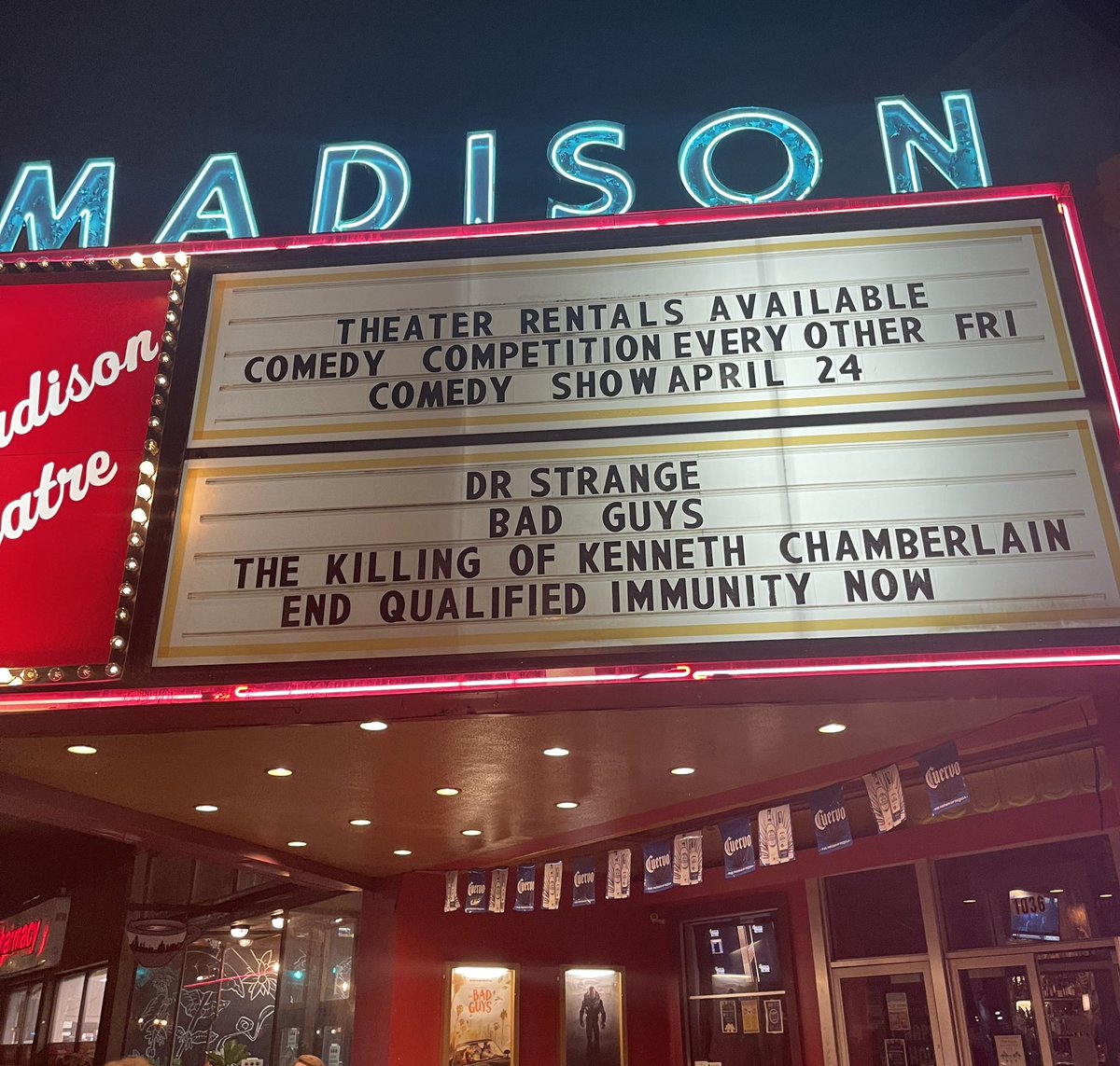 Last night we were in Albany with <a href="/endqiny/">End Qualified Immunity in NY</a> and S1991/A4331 lead sponsors <a href="/SenatorRJackson/">Robert Jackson</a> and <a href="/PamelaHunter128/">Pamela Hunter</a> for the screening of <a href="/KillingofKCFilm/">The Killing of Kenneth Chamberlain</a>. NYS lawmakers have the chance to bring true accountability and #EndQualifiedImmunity