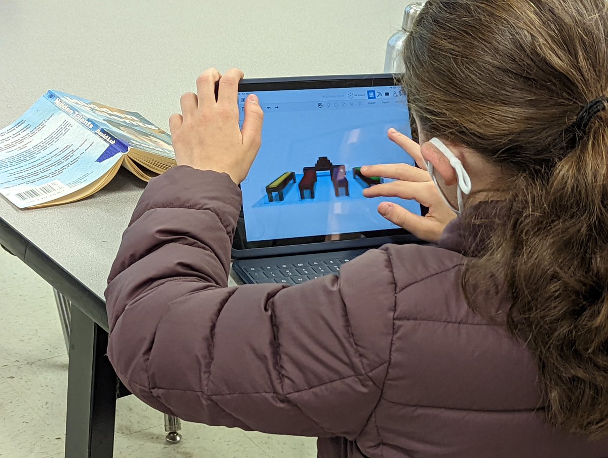 mrjonesteaches's tweet photo. Students are creating their @tinkercad scenes as part of their reading project. They have already identified their chapter book, identified how the main character changes over time, and created the first part of their script. #3dmodeling #edtech #techintegration #tinkercad https://t.co/2nlSELhCjE