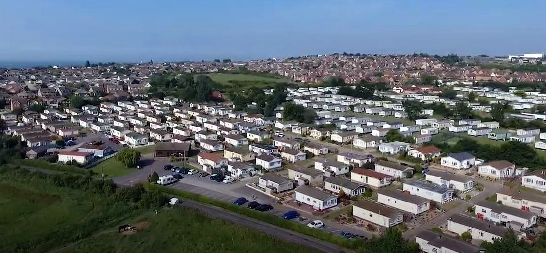 StayUKNews's tweet photo. "Pearl of a park" near oyster capital of Whitstable joins family's park group. Story here: https://t.co/4jUyIDsZI6 @KeatFarmParks https://t.co/lIM3HHQPG9