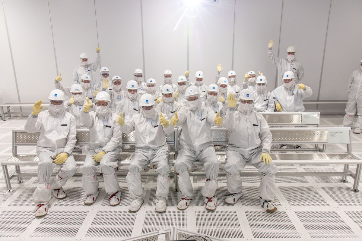 Intel_IRL's tweet photo. Yesterday we hosted some very special visitors at our Leixlip campus.

A delegation from Magdeburg in Germany - where we will locate our next European fab - had the chance to see our manufacturing expansion in Ireland - Fab 34. 🇮🇪 🇩🇪 
@reinerhaseloff @sachsenanhalt @GERMANYinIRL https://t.co/721LxAJFTZ