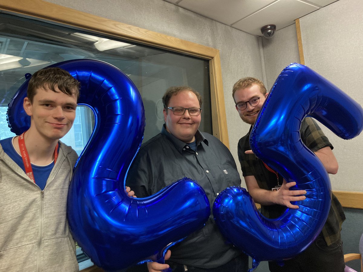 Radio LaB 97.1fm tweet media