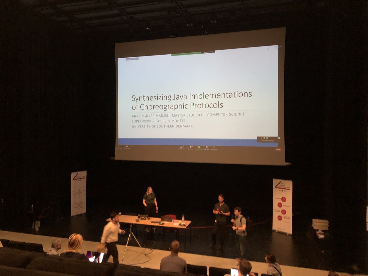 Microservices Conference tweet media