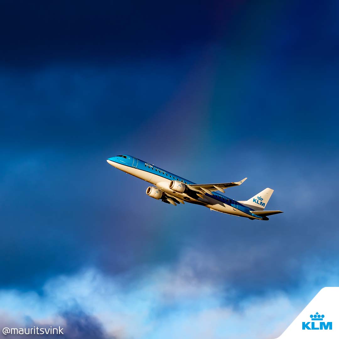 KLM tweet media
