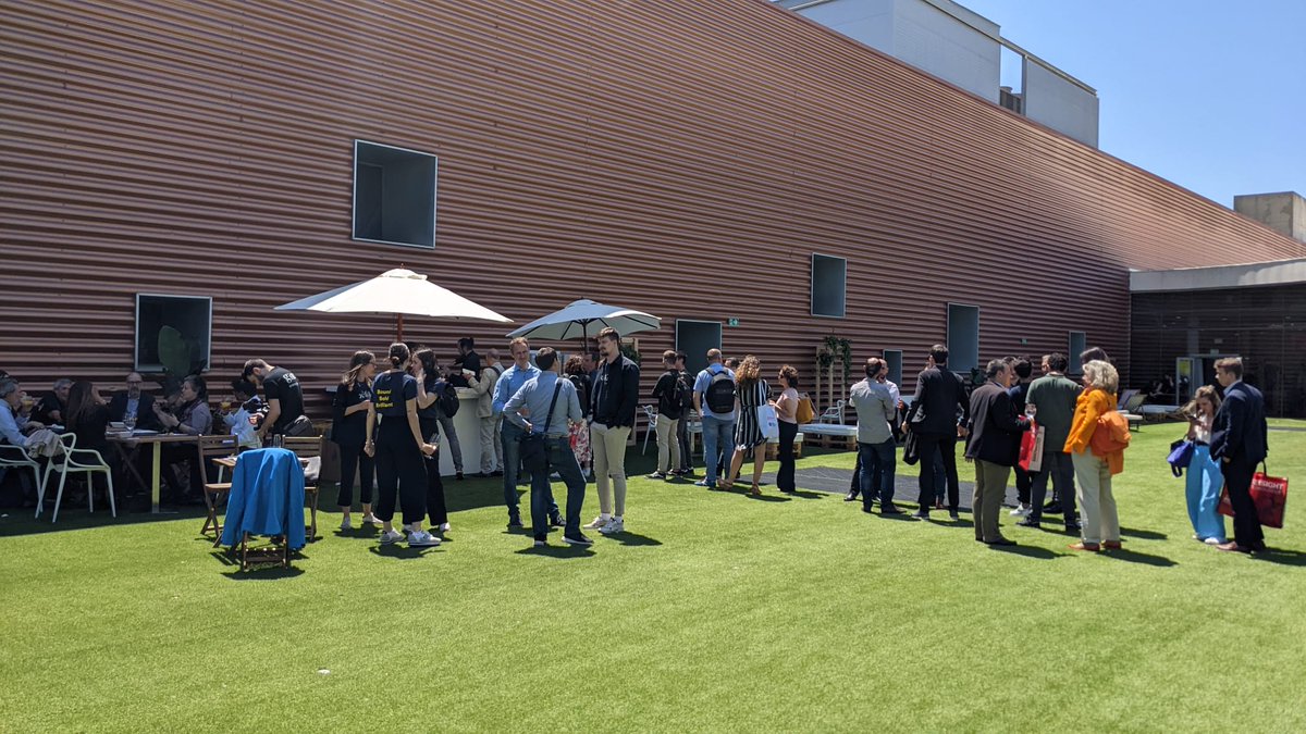 dca_cat's tweet photo. Primera trobada dels membres de la #dcaCiber en el marc dels congressos
@IOTSWC i @BcnCyberCon!
✅ Espai de #netoworking amb aperitiu per conèixer organitzacions de la Comunitat!
📍 Espai Garden
🙌 Activitat patrocinada per @ciberseguracat! https://t.co/JxuYhpSkYk