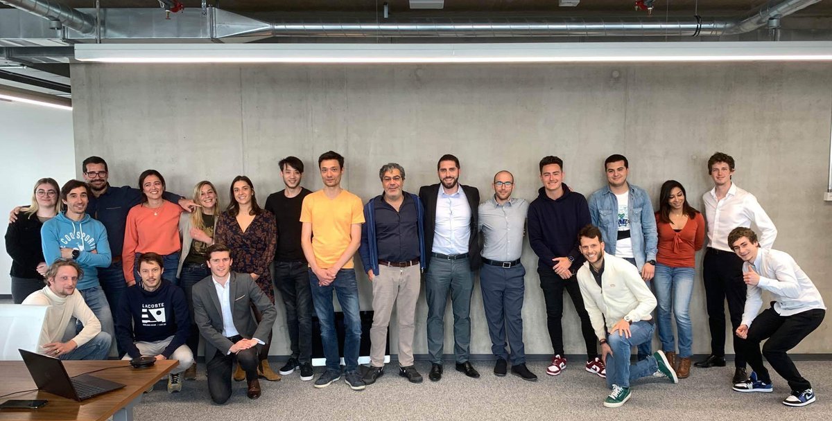 bSharpeSA's tweet photo. L'équipe @bSharpeSA enfin installée dans les nouveaux locaux situés à Lancy #PontRouge ! https://t.co/gPAhBPf3m6