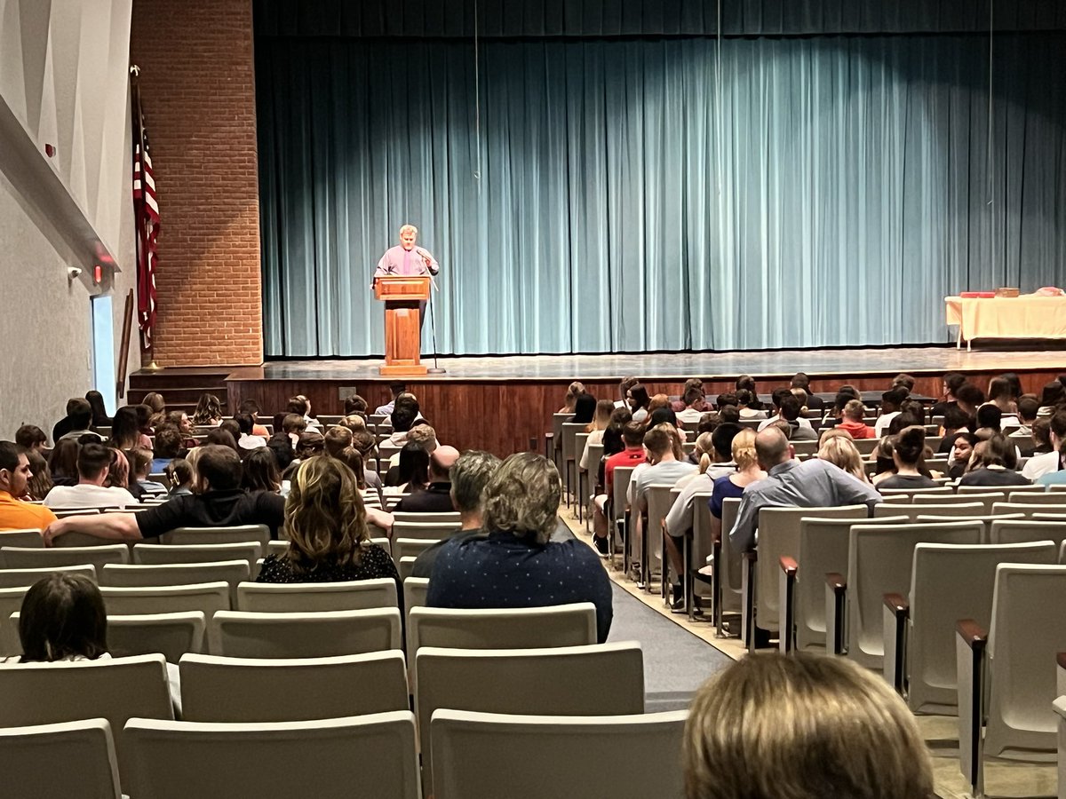 Could NOT be more excited to be back in-person for our HS Academic Awards Ceremony for this school year.