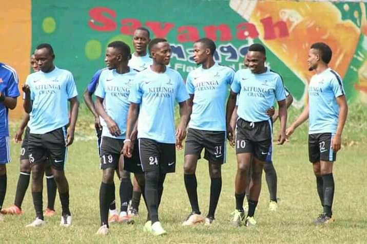 BamDarious's tweet photo. Better moments with the cranes team @KimirankuFC  @kumanyagana @PhillipTrizy  @LeagueMuntuyera  #TOHAR https://t.co/ACOeZy0KP8