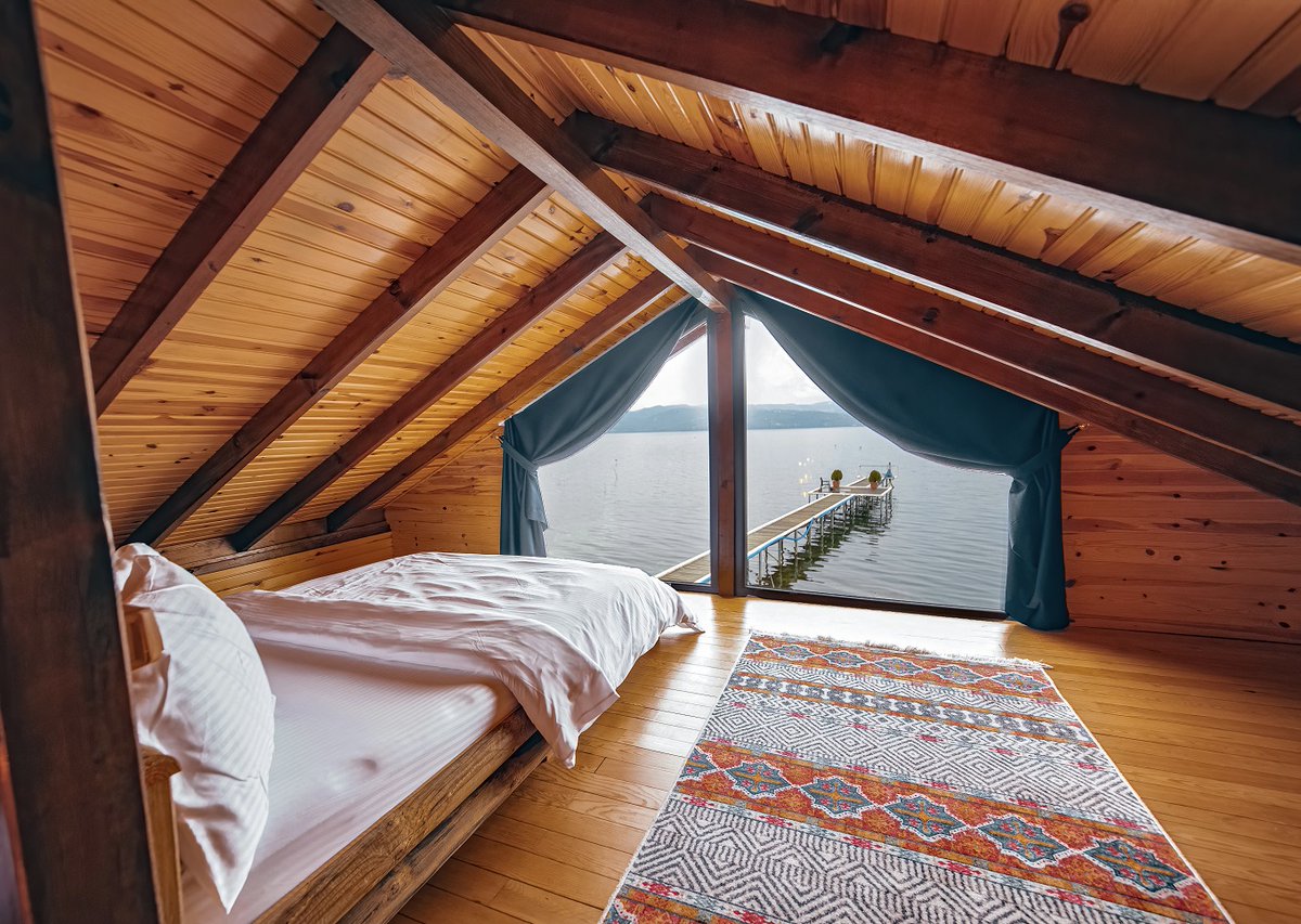 sapancaoteller's tweet photo. 👇Sapanca Gölüne Sıfır konumda keyif dolu bir tatil için;

https://t.co/Q53fbRwVH1

#sapanca #bungalov #bungalow #SonDakika #gundem https://t.co/wQkbwO94DA