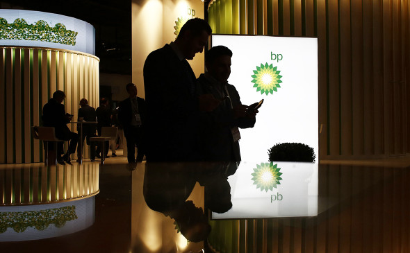 ROGTECMagazine's tweet photo. Британская BP рассказала о сокращении Россией объемов добычи нефти Глава BP Бернард Луни заявил в ходе телеконференции с аналитиками, что общая добыча нефти в России уже сократилась и может продолжить снижаться.

https://t.co/PCUPulYIvu https://t.co/YgyW7HJVf8