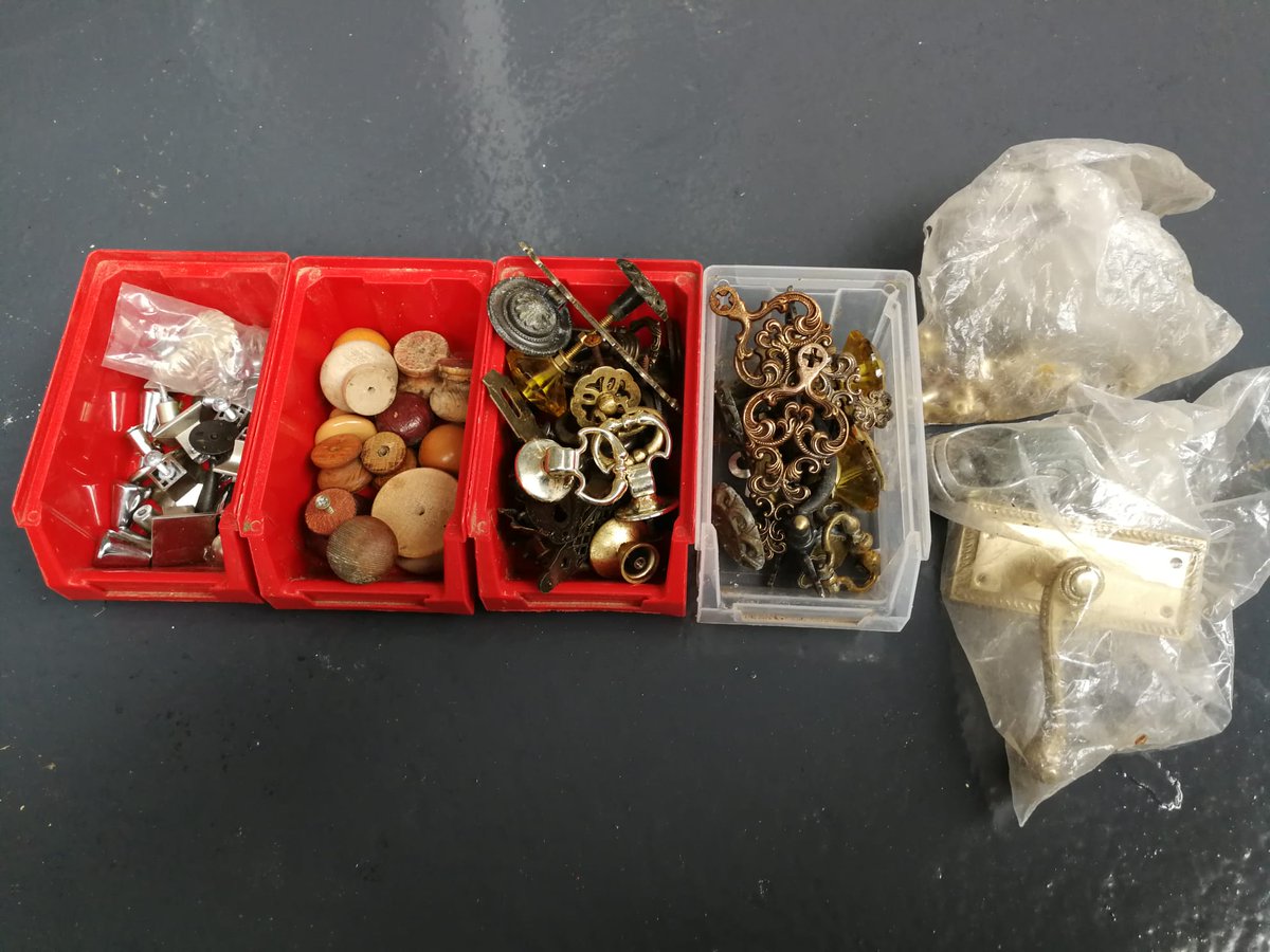 ReconnectGlasg1's tweet photo. We've been getting organised...
#Reuse #recycling https://t.co/lBYXdKf80D
