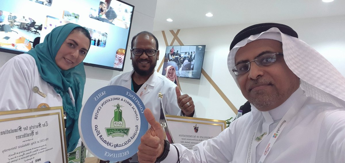bokera1's tweet photo. #ICEE2022 
#المؤتمر_والمعرض_الدولي_للتعليم
شكرا لقادة الفريق الذهبي من @CSSCKau للجهد الرائع خلال المعرض 
 و شكرا لكل من زارنا و شارك معنا و
 نراكم على خير في انشطة اخرى قريبا https://t.co/HSw4EaRC6T