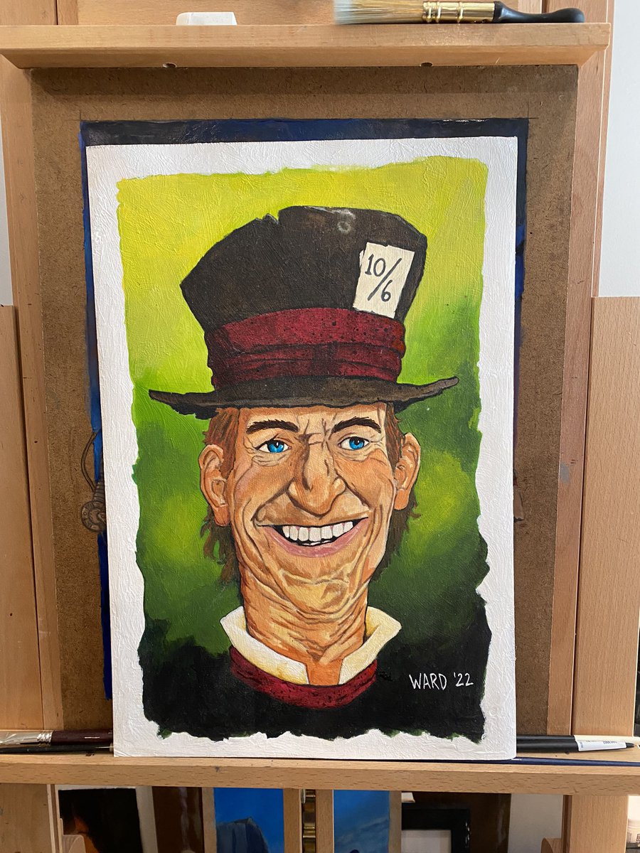 A painting I finished yesterday. It’s my interpretation of the Mad Hatter from Allie in Wonderland.