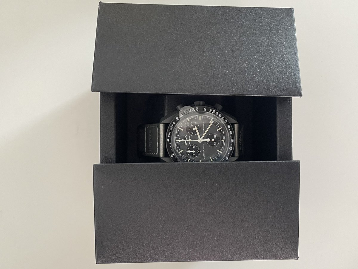 Msolo0125's tweet photo. Swatch x omega mission to Mercury…  Weekly drops follow comment below for more details #Swatch #omega #swatchxomega https://t.co/B7VhG616EY