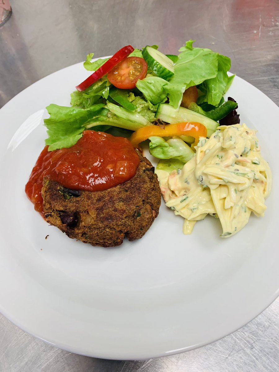 cheftonymulgrew's tweet photo. #vegan #plantbased bean & potato patties using #allergen free #burgermix and #streetfoodchef #BBQ style seasoning @essentialcuisin @Middletonfoods @tishmac @JeanetteOrrey @PSCMagazine @LACA_UK https://t.co/Hbf5j1hOSV