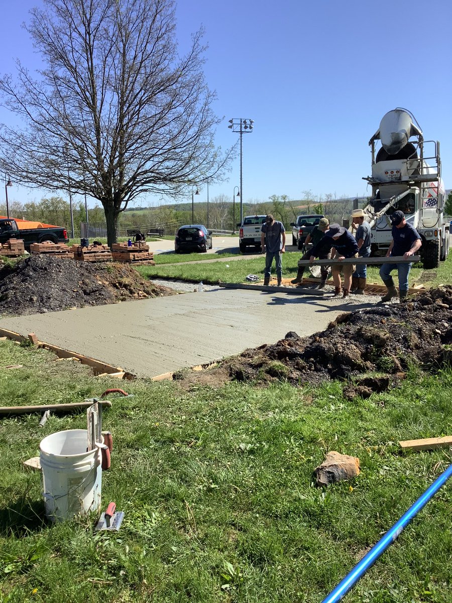 Students from Mr.Snyder and Mrs.Byron inter-grated studies class show off their creativity by adding a cement base for their future pavilion! Big thank you to these seniors who thrive to improve our school! #GreaterLatrobe #HighPost #TellingStories