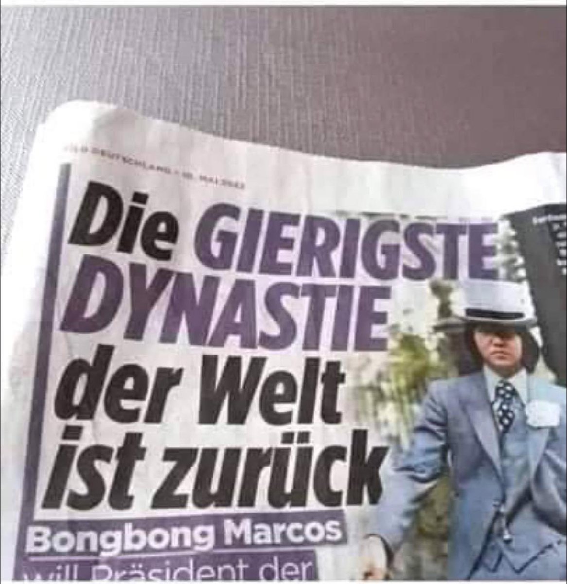 RCarranza_'s tweet image. THE WORLD REMEMBERS what many Filipinos have been made to forget: “The Greediest Dynasty in the World is Back.” #NeverForget #MarcosStoleMyCountry