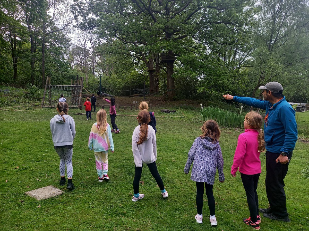 JamesBrindleyPS's tweet photo. Group B have explored their new surroundings and are now ready for their first activity of the trip, paddleboarding! #timetogetwet https://t.co/xrfbWiiQqX