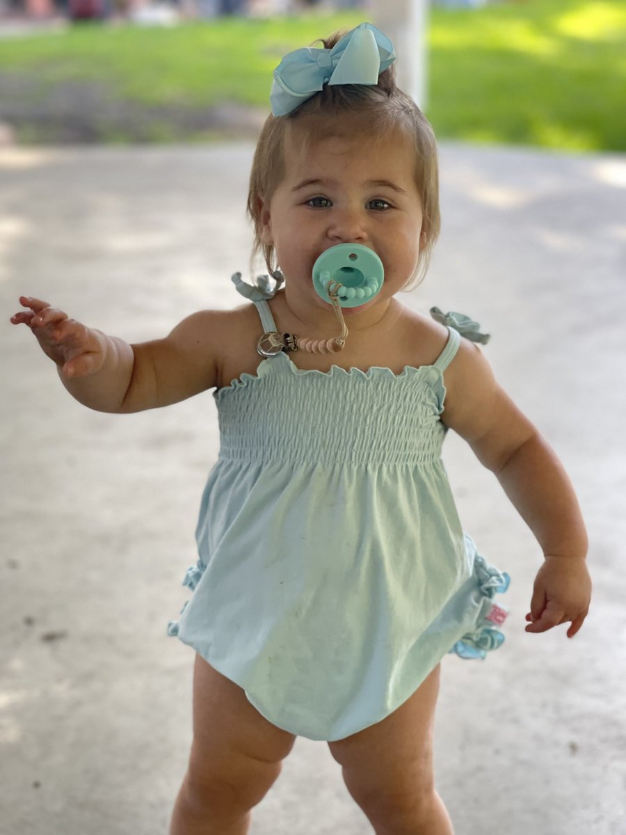 thedanigrossman's tweet photo. It’s just been me and my baby girl for two weeks while dad works. Two more days in Florida before we head to our final destination. Working, packing and taking care of this small human is no easy task. We’re ready to go 💪🏻 The countdown is on!
#relocation #newcity #movingagain https://t.co/iCWQY0zGks