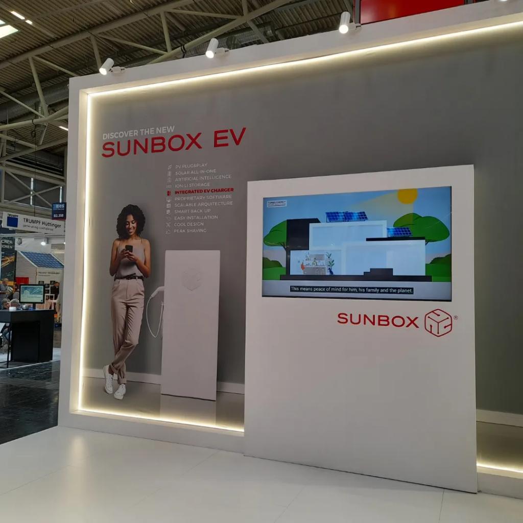 turbo_energy's tweet photo. Pásate por nuestro stand B2.358 en #Intersolar2022 y conoce el sistema solar inteligente #SunBoxEV con cargador de vehículo eléctrico
También podrás ver la gama de inversores solares, micro inversores y nuevos modelos de baterías ion litio con #InteligenciaArtificial. https://t.co/0NYlnFPUyW
