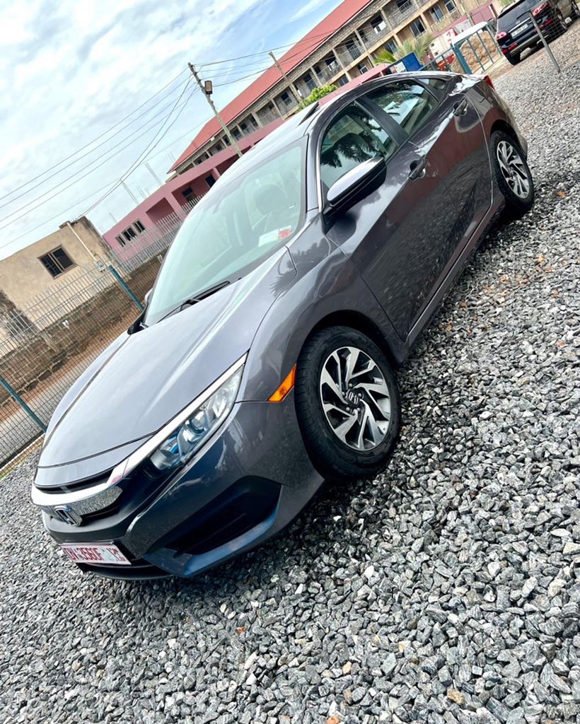KellyBmotors's tweet photo. 2017 Honda Civic EX
Push start 
Reverse camera 
Lane departure camera
Cruise control 
Daytime running lights 
Fully loaded 
Very neat interior and exterior 
Price: 90k
Call/WhatsApp:0503333150 https://t.co/s08SndqoVv