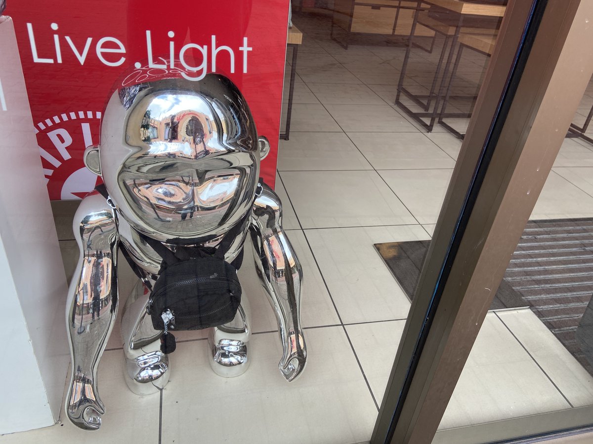 LAoutletDeals's tweet image. Shhh...The stores are still asleep (~_~) Doing some PreShopping Window Shopping
#LAOutlets #LAOutletDeals #LAShopping #SoCal #SoCalShopping @Citadel_Outlets #CityofCommerce #PreShopping #MetalMonkey #ShoeDisplay #RetailDisplay #UpTo #WindowShopping #MonkeyBackPack #InTheClouds #z