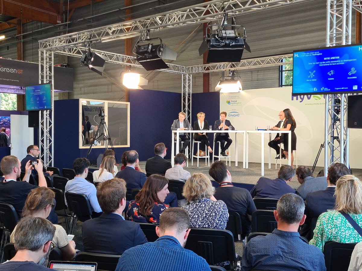 Hyvolution tweet media