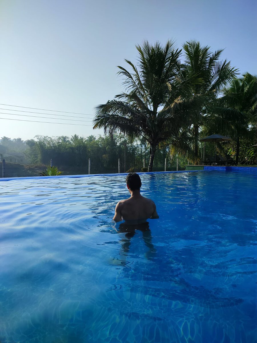BittuAkashSing1's tweet photo. Making a splash in water..to beat the summer heat!
Enjoying the bright pool, beautiful ambience and morning vibes.
#swimmingpoolparty #swimtime #swimmingday #poolview #outdoorpool #poollife #pooldesign #swimming_pool #swimingpool #pool #hunarbaaz #colortv #winner #summerfun https://t.co/HYxaUKIOTY