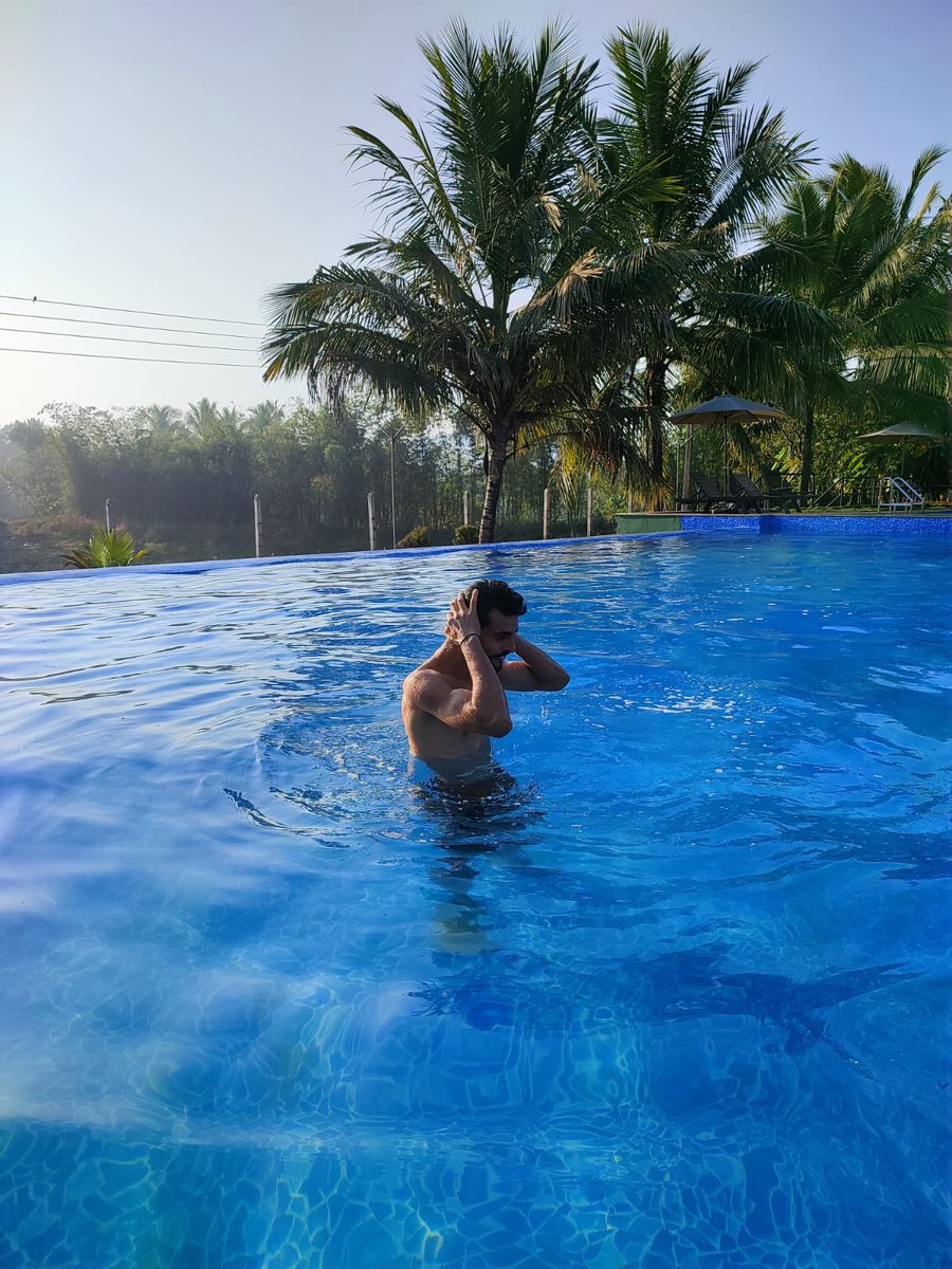 BittuAkashSing1's tweet photo. Making a splash in water..to beat the summer heat!
Enjoying the bright pool, beautiful ambience and morning vibes.
#swimmingpoolparty #swimtime #swimmingday #poolview #outdoorpool #poollife #pooldesign #swimming_pool #swimingpool #pool #hunarbaaz #colortv #winner #summerfun https://t.co/HYxaUKIOTY