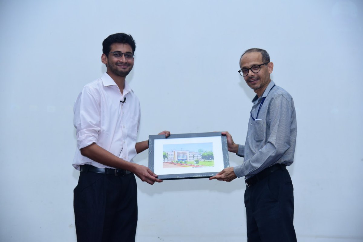 AshishLele3467's tweet photo. CSIR-NCL was delighted to host Vidyut Mohan (CEO Takachar) as our distinguished speaker for today's National Technology Day event. Vidyut inspired our students with his fascinating journey of social entrepreneurship. 
@csir_ncl 
@rameshmashelkar 
@shekhar_mande 
@rajesh_gokhale https://t.co/vKSf1SXAXi
