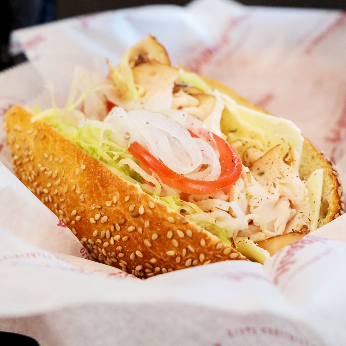 PrimoHoagies's tweet photo. Best Day of the week with PremoPerfect Wednesday! All day- $2 off Primo Size Hoagies for Rewards members!
#primoperfectwednesday #makeitprimo #hoagie https://t.co/2zK19OuACP